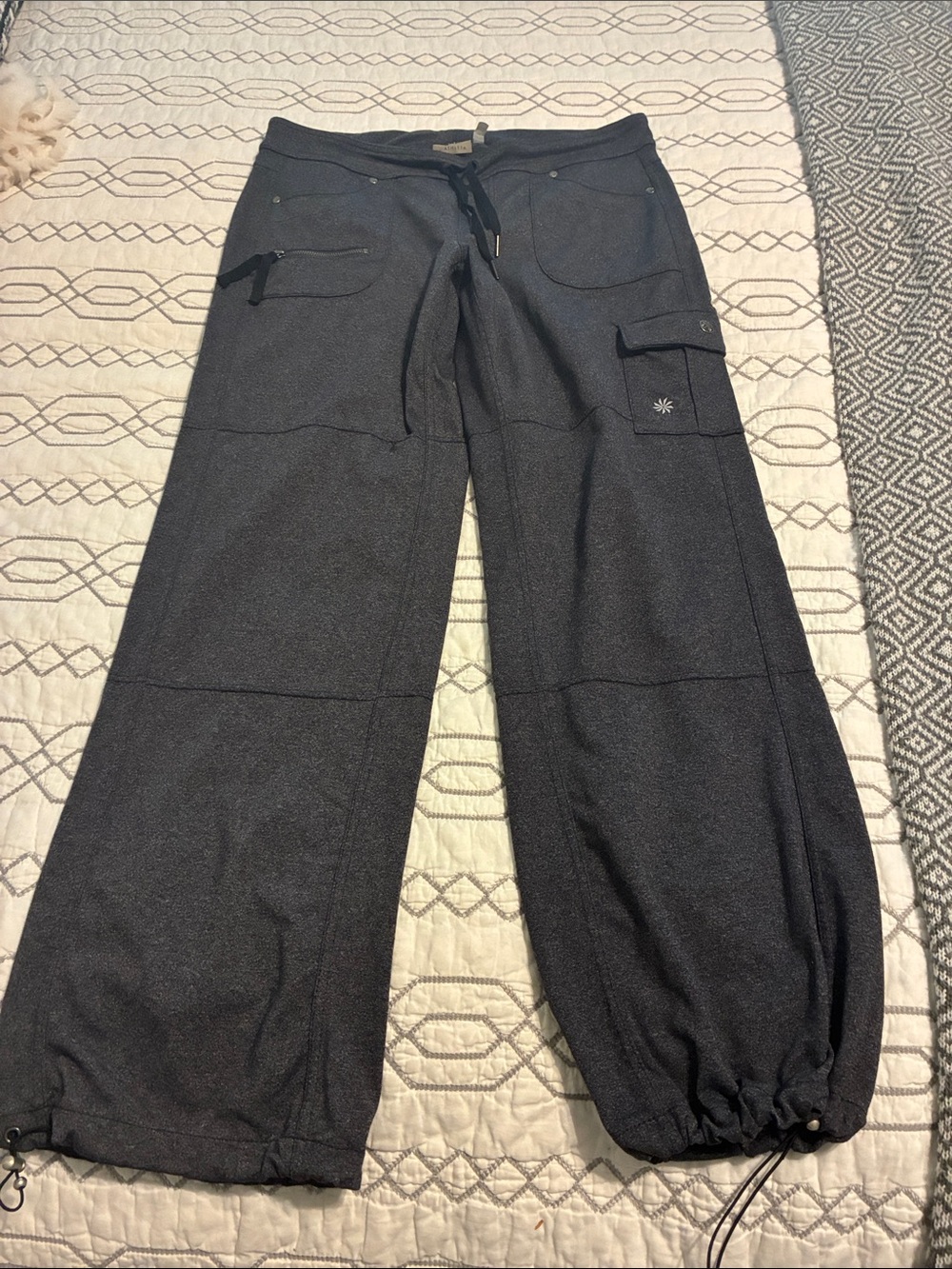 NWOT!! Athleta Charcoal Gray Cargo Joggers with Drawstring Ankles